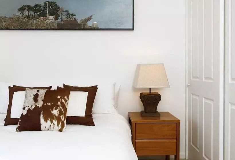 The Woods Farm Jervis Bay