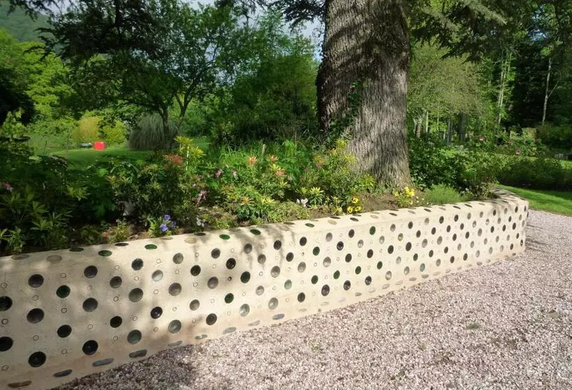 Aamiaismajoitus (B&B) Domaine Vega