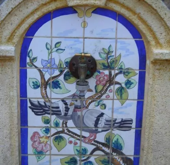 Aamiaismajoitus (B&B) Domaine Vega