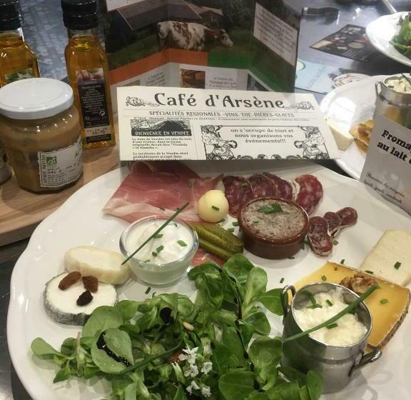 민박 Le Petit Château Des Cedres