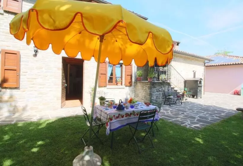 Country Cottage In Marche With Swimming Pool
