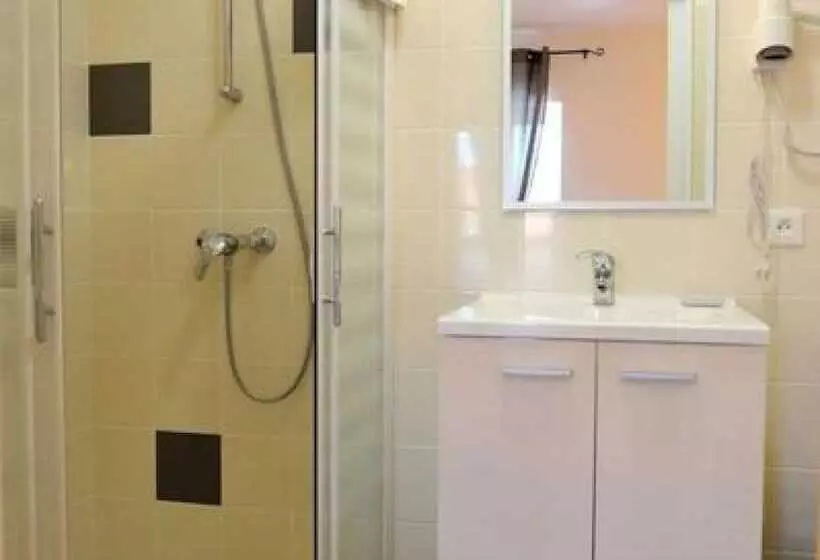 Gæstgiveri Le Relais Du Chatel