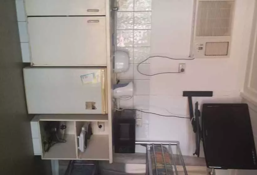 ホテル Aaok Lakes Resort And Caravan Park