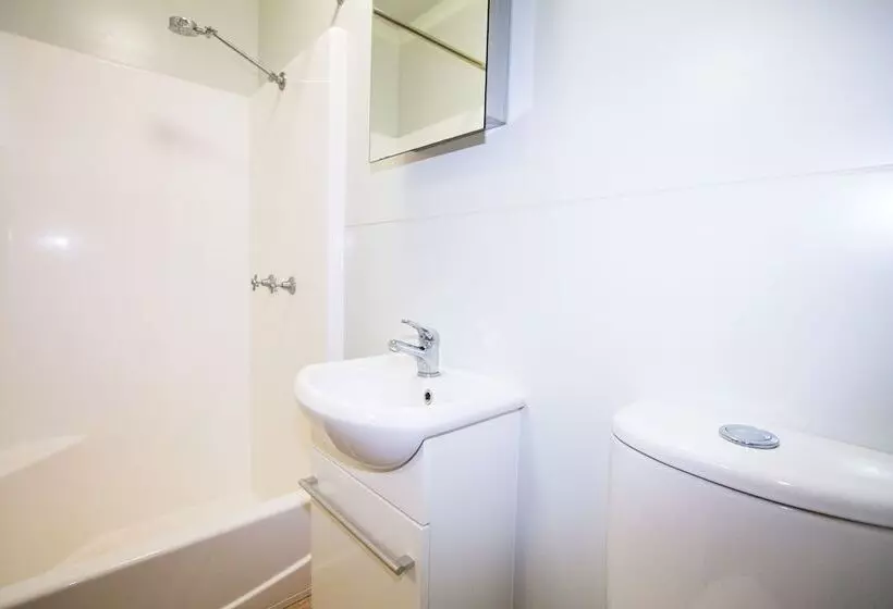 ホテル Aaok Lakes Resort And Caravan Park