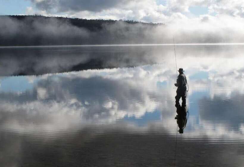 ホテル Blue Lake Lodge