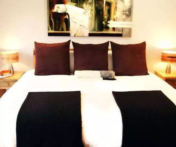 Hotelli Blue Lake Lodge