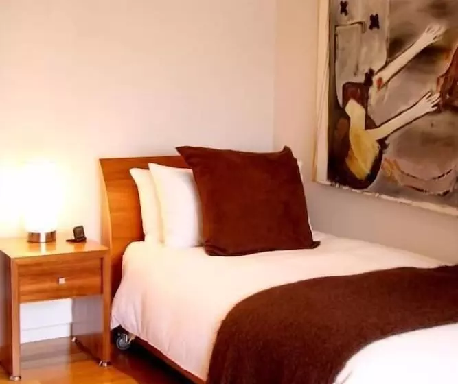 Hotelli Blue Lake Lodge