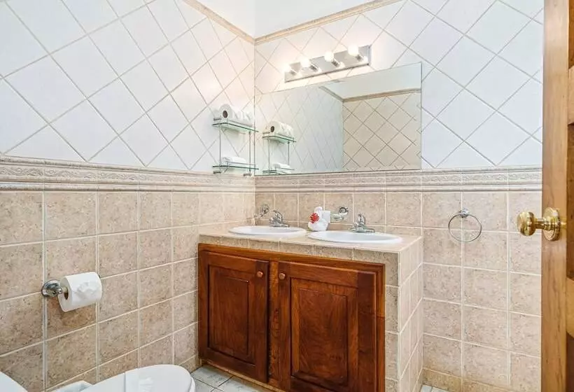 Hotelli Guacamaya Lodge