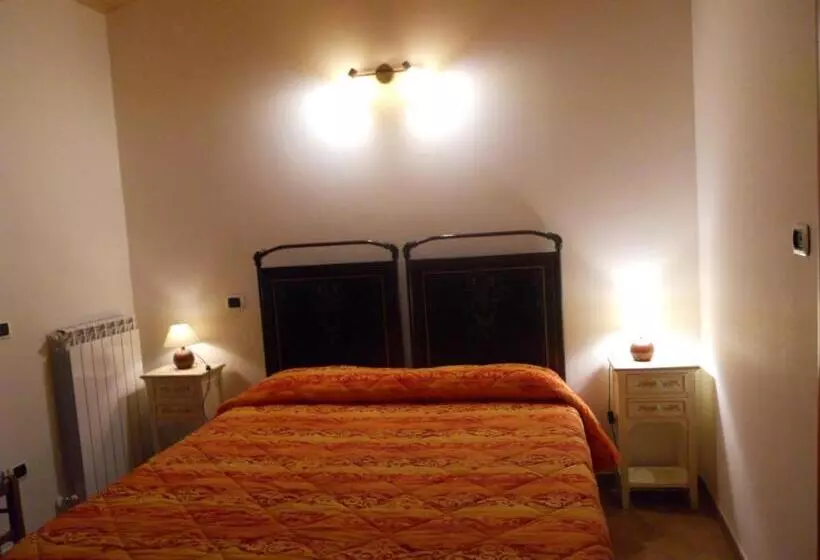 Maaseutuhotelli Agriturismo Monti Sibillini Camperato