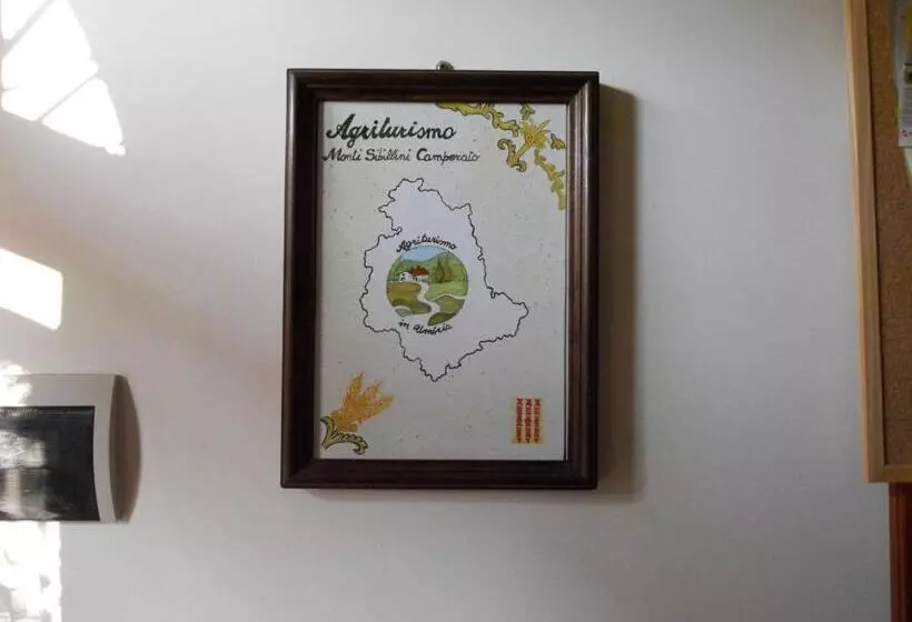 Maaseutuhotelli Agriturismo Monti Sibillini Camperato