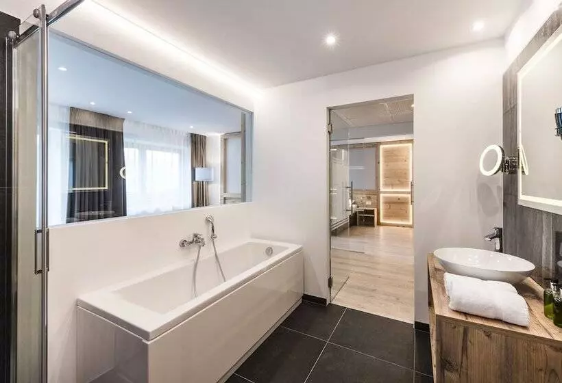 Hotelli Tuberis Nature & Spa Resort