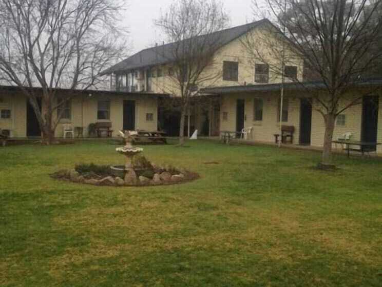 מוטל Jugiong Motor Inn