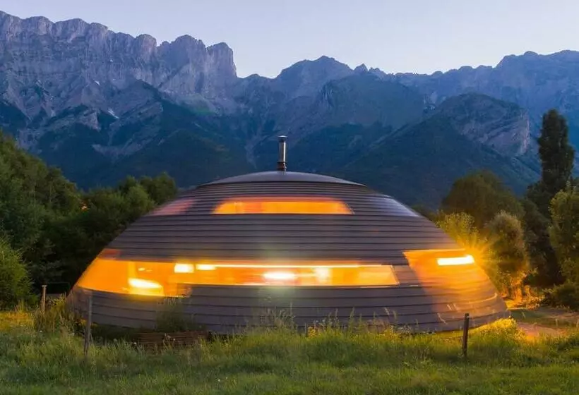 Majatalo Au Dela Des Nuages, Maison D Hôtes Insolite & Spa