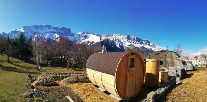 Пансион Au Dela Des Nuages, Maison D Hôtes Insolite & Spa