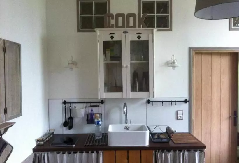 Majatalo Bed&b La Ferme De L'ostrevent