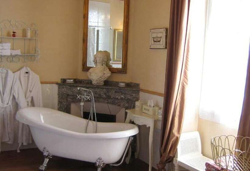 膳宿费 Château Coquelicot