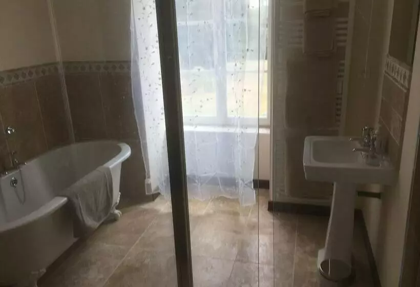 ペンション Château De La Ville Voisin