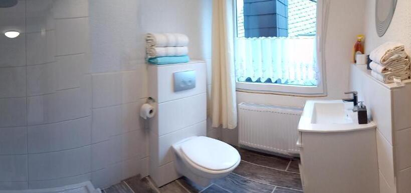 بنسيون Gästehaus Café Frank