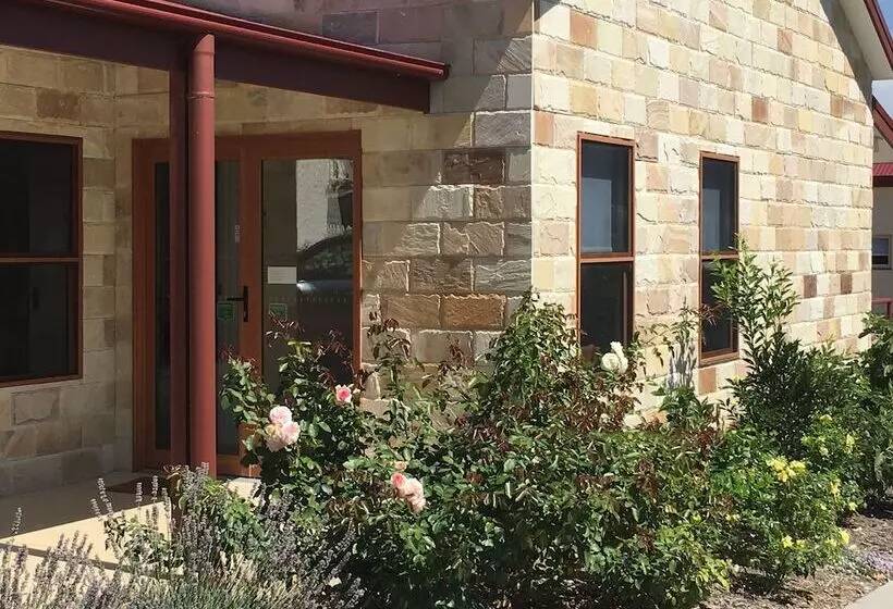 Majatalo The Nest At Gundaroo