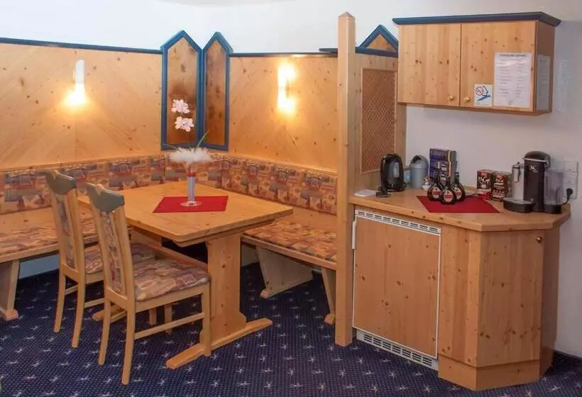 Majatalo Waldeck Garni