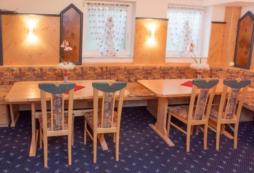 Pensão Waldeck Garni