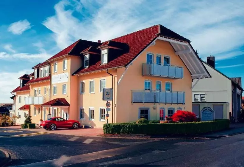 Majatalo Waldeck Garni