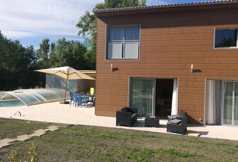 민박 Chambres D Hotes Gite Du Puy De L étang