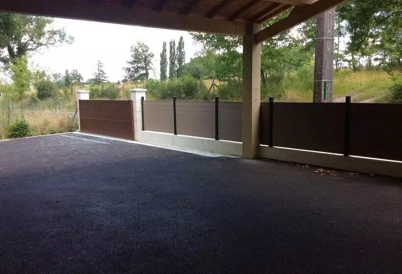 Aamiaismajoitus (B&B) Chambres D Hotes Gite Du Puy De L étang