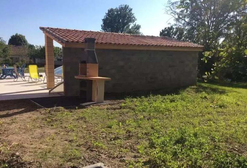 Aamiaismajoitus (B&B) Chambres D Hotes Gite Du Puy De L étang