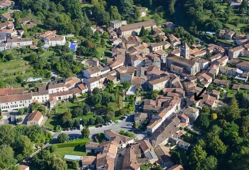 ベッドアンドブレックファースト La Vieille Maison Rose