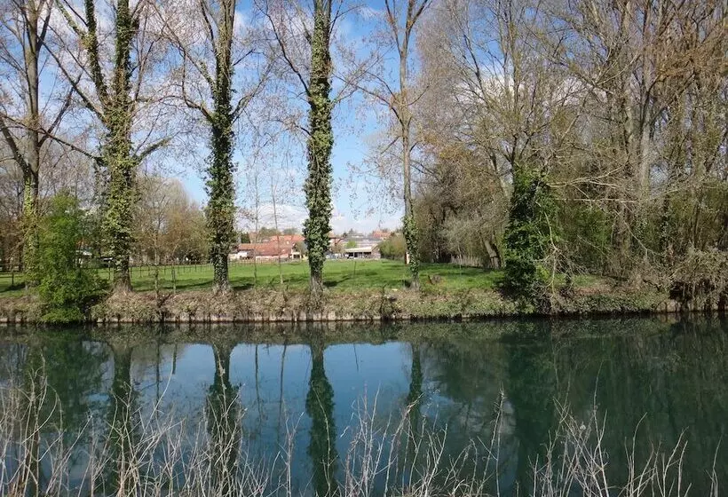 Aamiaismajoitus (B&B) Le Clos Verlaine