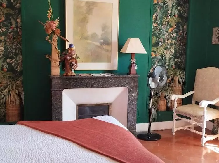 ベッドアンドブレックファースト Les Hauts De Corneilhan