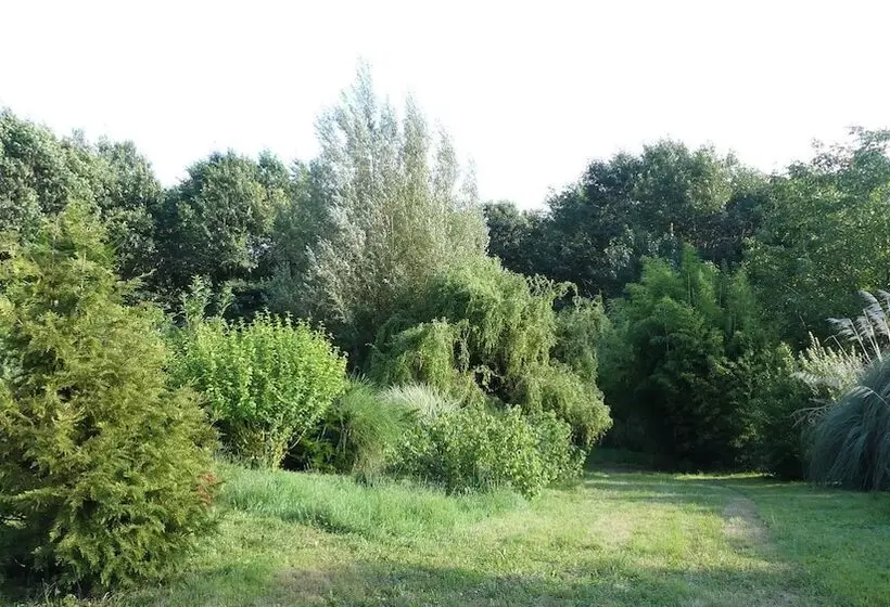 Aamiaismajoitus (B&B) Parc Lacoste