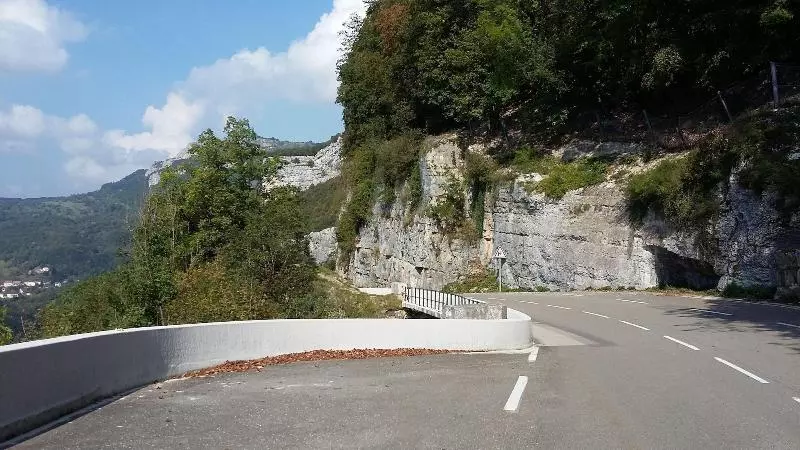 Hotelli Auberge Du Chateau De Joux