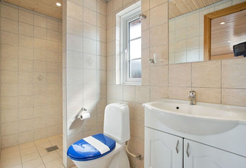 فندق Kongernes Feriepark Camping