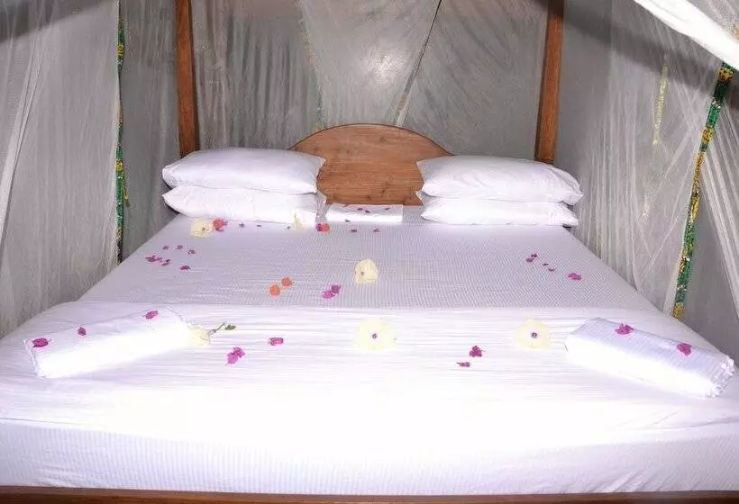 Hotelli Mabata Makali Lodge & Campsite