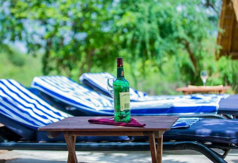 فندق Mabata Makali Lodge & Campsite