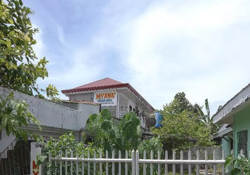 هتل Myrna S Pension House