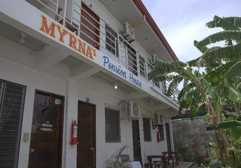 هتل Myrna S Pension House