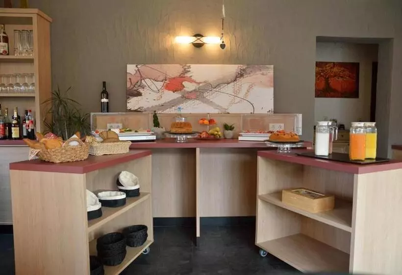 Hotelli Restaurant Weingut Kapellenhof
