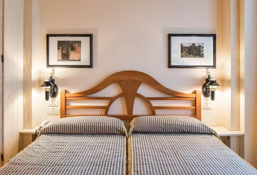 ホテル Roccamare Resort   Casa Di Levante