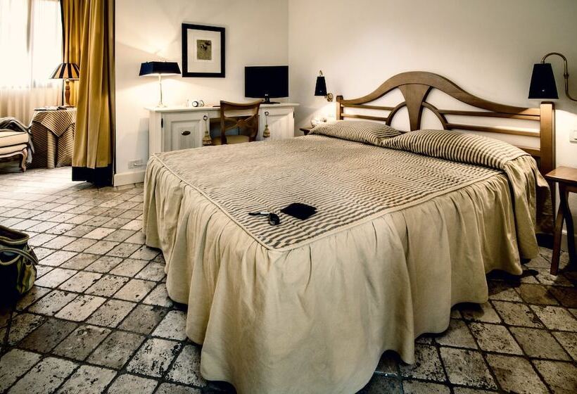 فندق Roccamare Resort   Casa Di Levante