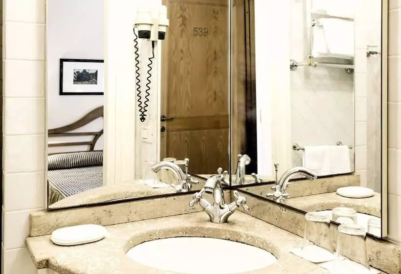 ホテル Roccamare Resort   Casa Di Levante