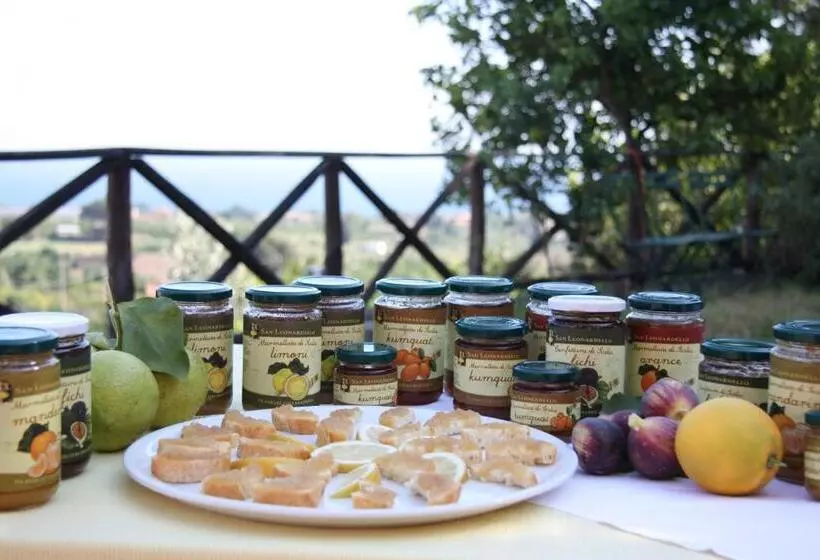 田舎風ホテル Agriturismo San Leonardello