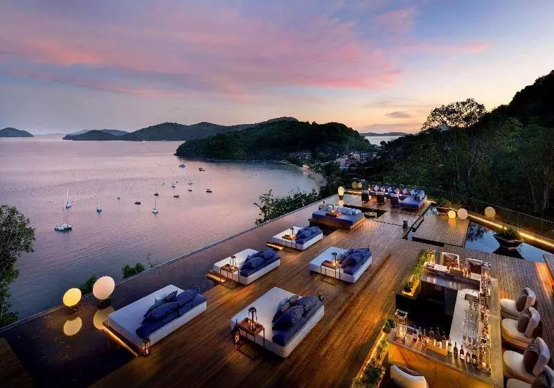 Hotelli V Villas Phuket Mgallery
