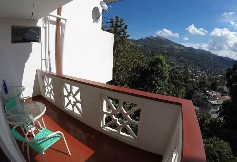 Nature Villa 107 Kandy   Hostel