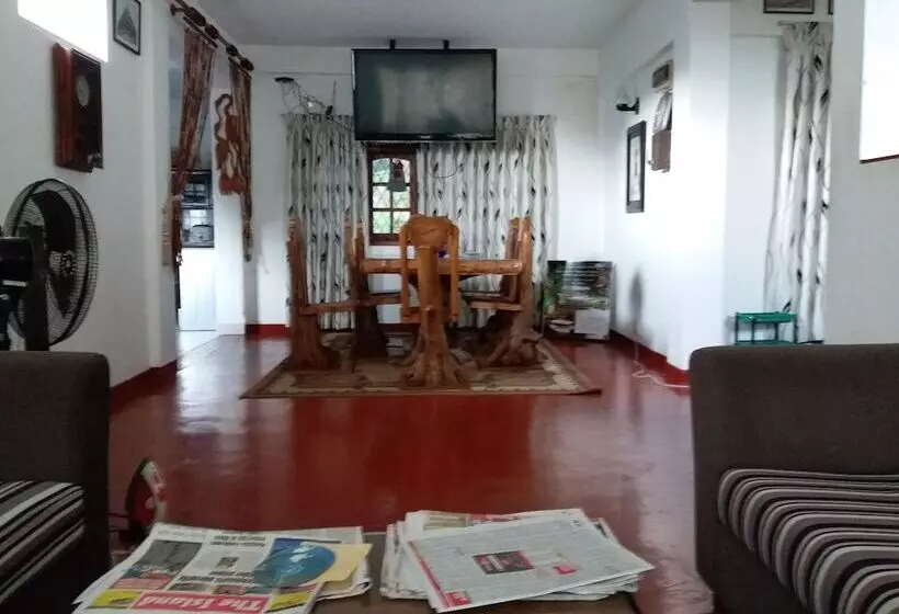Nature Villa 107 Kandy   Hostel