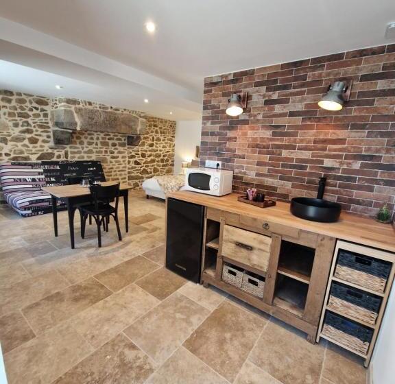 פנסיון Au Fer à Cheval