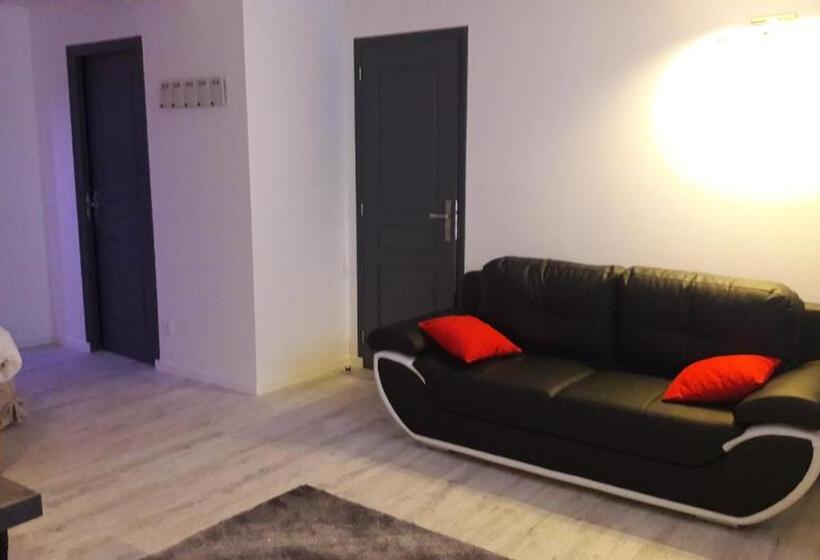 פנסיון Au Fer à Cheval