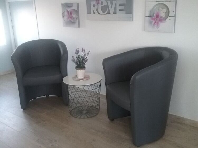 Пансион Chevrefeuille Et Eglantine